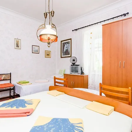 Ivana 杜布罗夫尼克